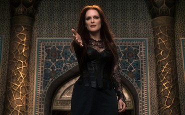 Still of Julianne Moore in El séptimo hijo