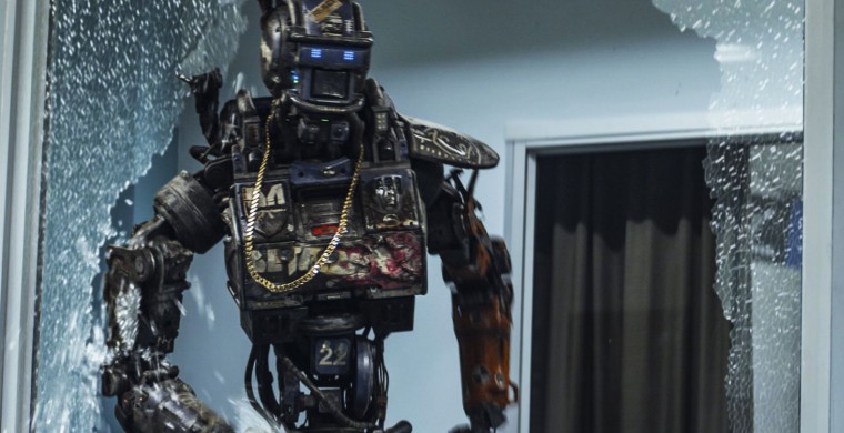 Still of Sharlto Copley in Chappie (2015)