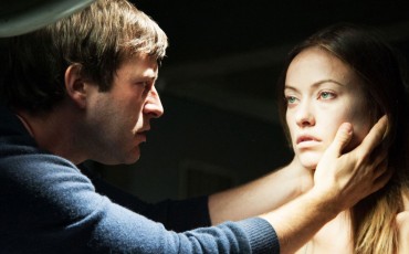 Still of Mark Duplass and Olivia Wilde in Resucitados (2015)