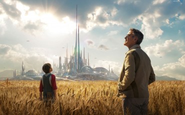 George Clooney y su incursión en la ciencia ficción familiar fue lo más visto del fin de semana.