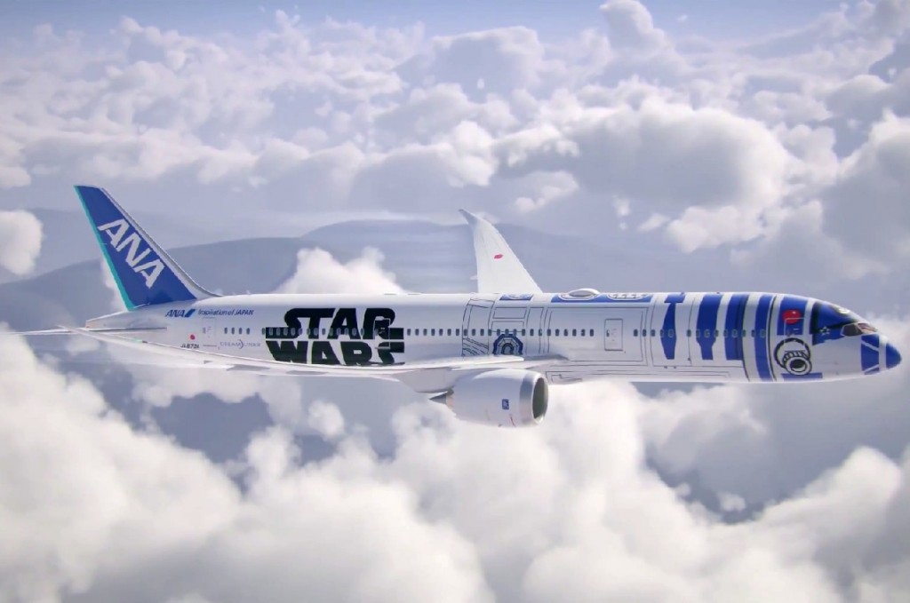 Star-Wars-R2-D2-Airplane-4